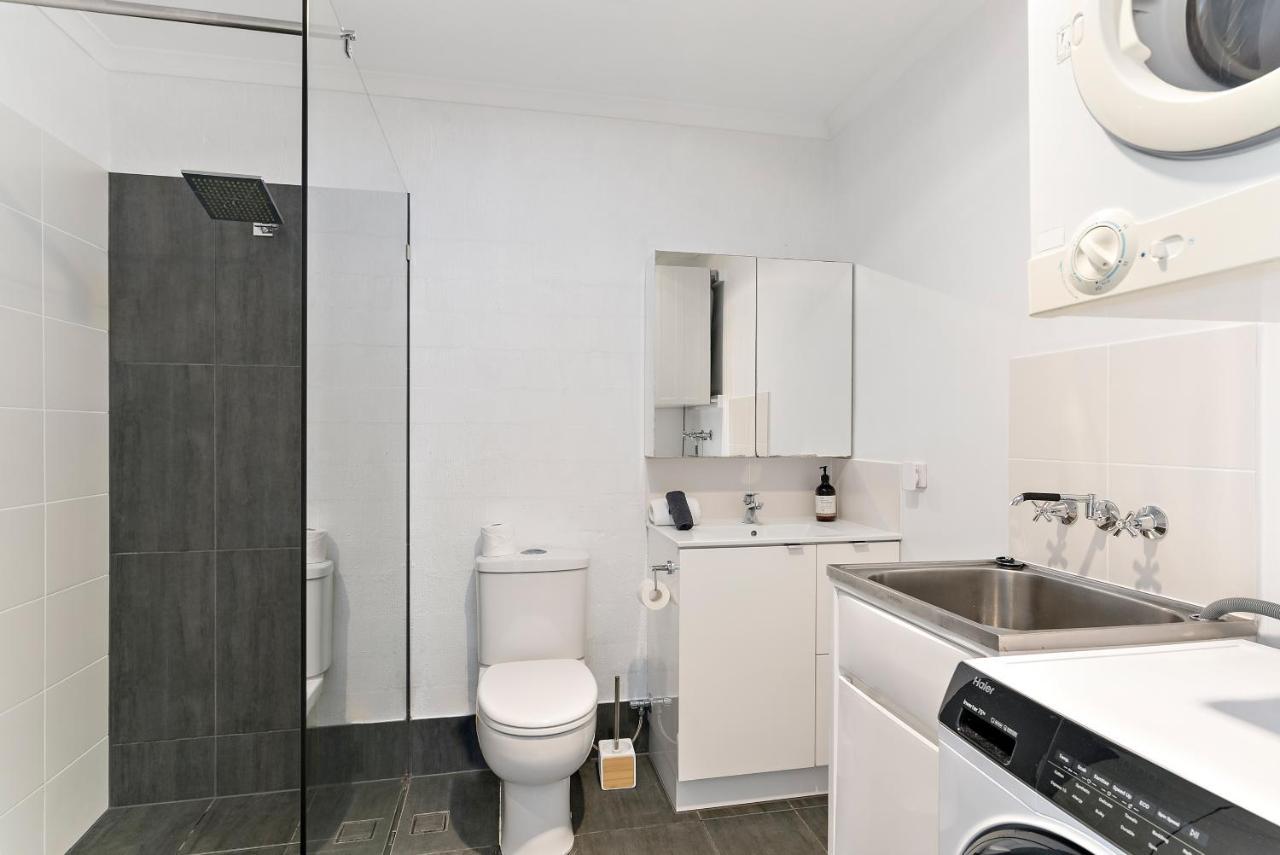 נוסוויל Stylish Townhouse, Private Courtyard Walk To Beach מראה חיצוני תמונה