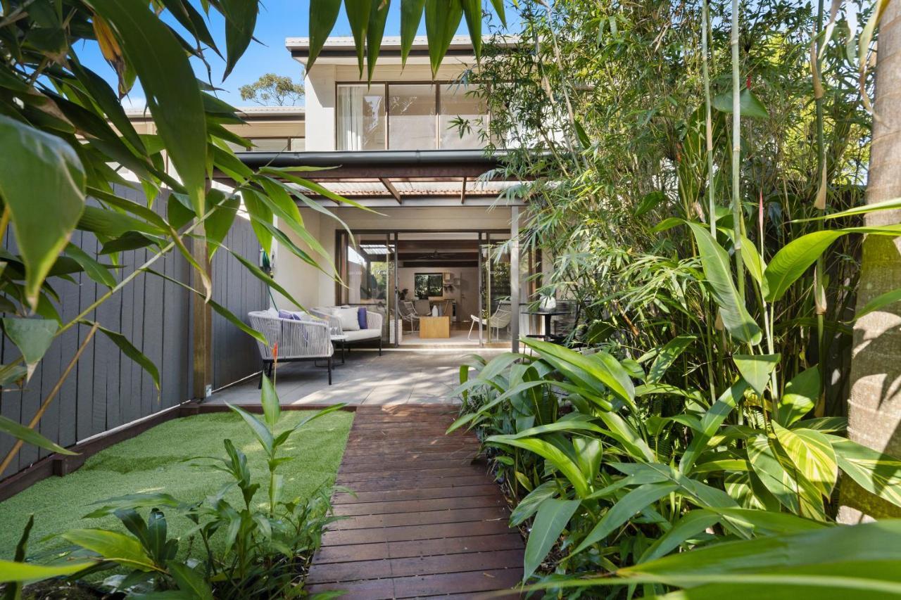 נוסוויל Stylish Townhouse, Private Courtyard Walk To Beach מראה חיצוני תמונה